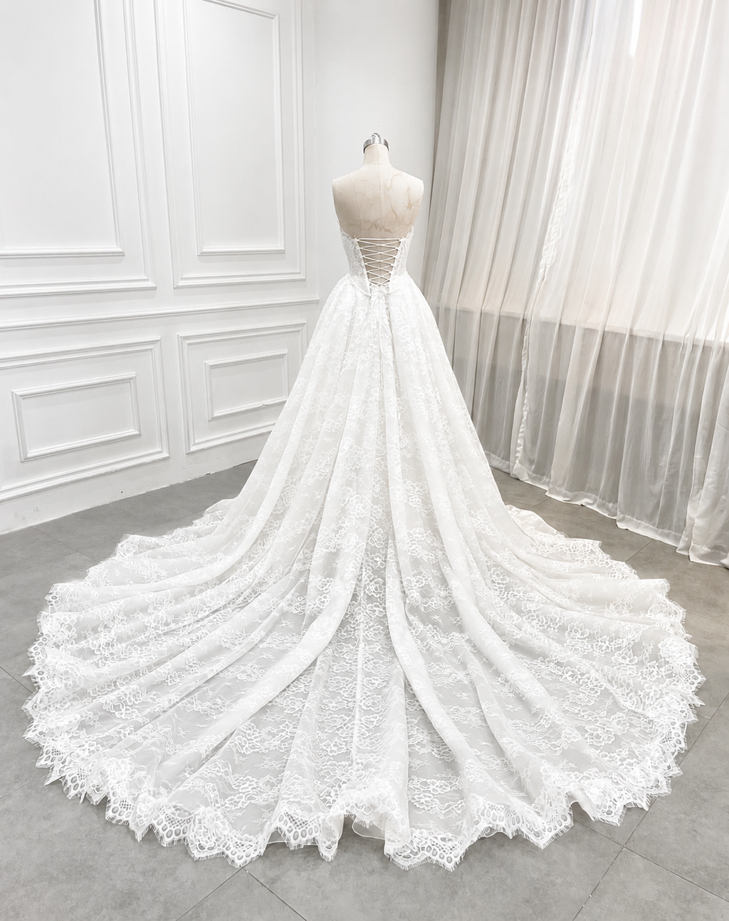 Isolde Lace