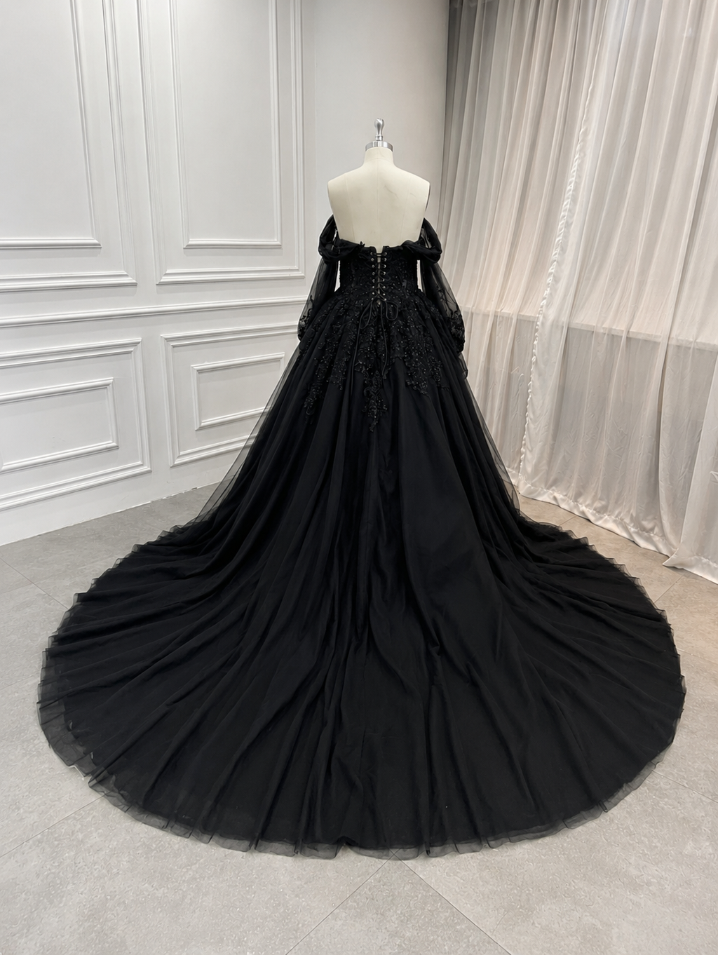 Lumine Gown