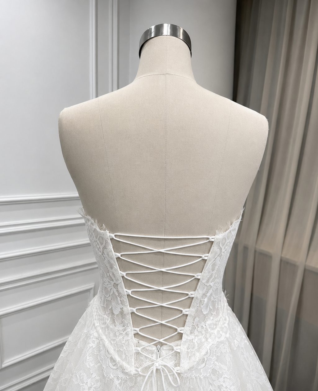 Isolde Lace
