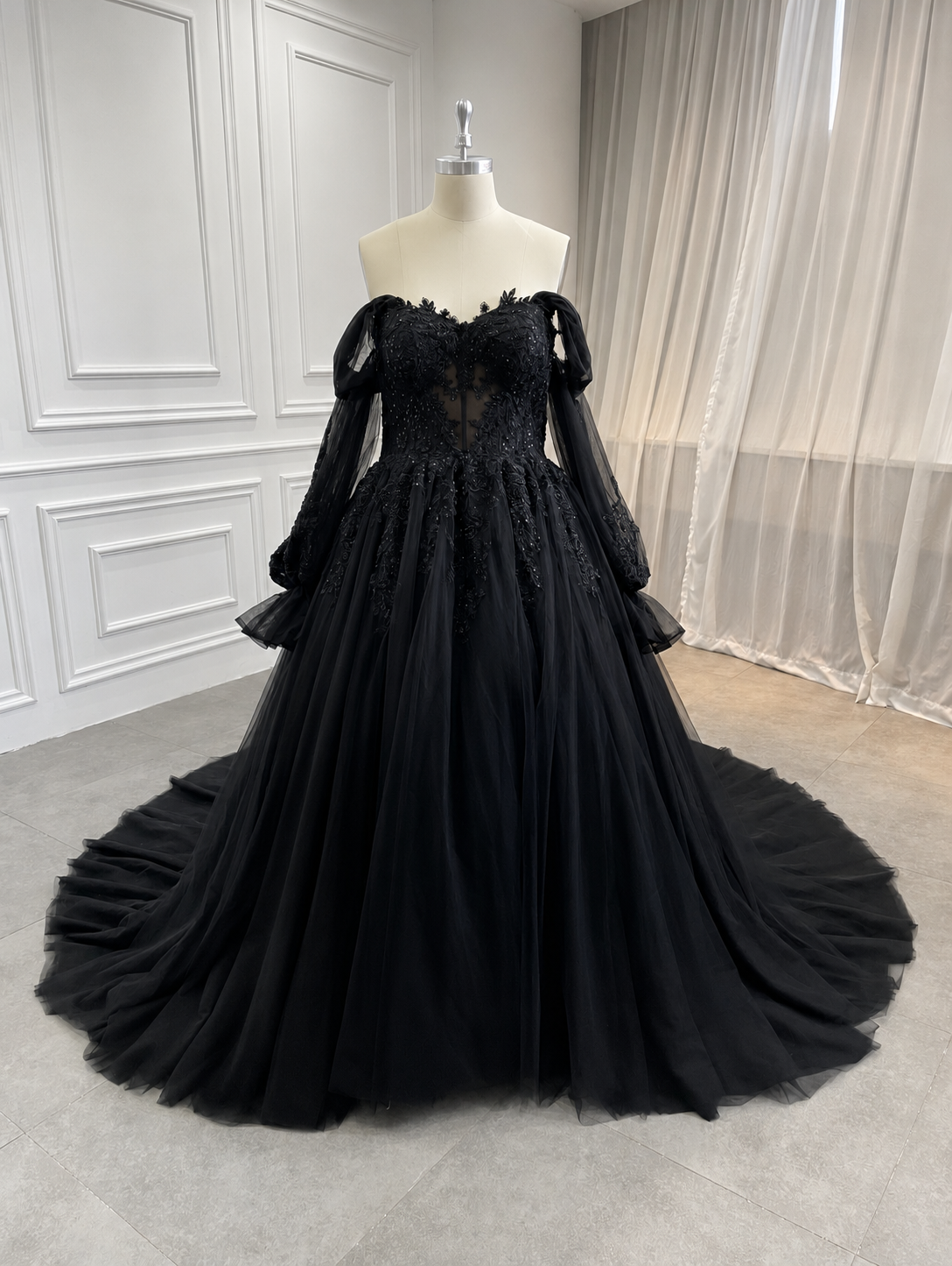 Lumine Gown